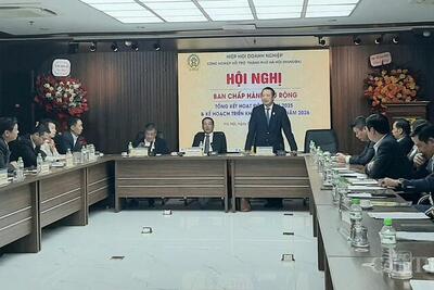 <a href="/tin-doanh-nghiep" title="Tin doanh nghiệp" rel="dofollow">Tin doanh nghiệp</a>