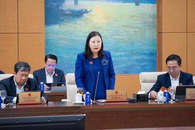 <a href="/kinh-doanh-online" title="Kinh doanh online" rel="dofollow">Kinh doanh online</a>