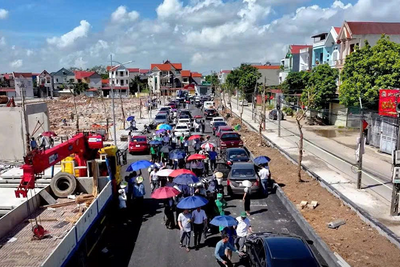 <a href="/bat-dong-san" title="Bất động sản" rel="dofollow">Bất động sản</a>