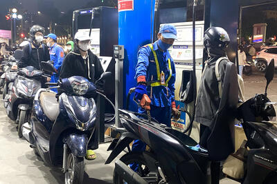 <a href="/thong-tin-thi-truong" title="Thông tin thị trường" rel="dofollow">Thông tin thị trường</a>