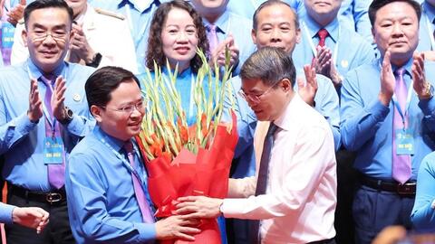 Công bố kết quả và ra mắt Ban chấp hành Tổng Liên đoàn Lao động Việt Nam khóa XIV