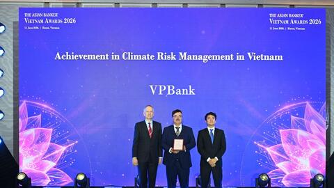 VPBank ghi dấu tại The Asian Banker với 3 giải thưởng về số hóa, AI và phát triển bền vững