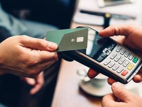 Thanh toán toàn cầu bước vào giai đoạn tăng trưởng chậm, ngân hàng phải tìm nguồn thu mới
