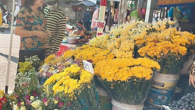 Cần Thơ:  Rằm tháng Giêng hàng hóa dồi dào, thị trường ổn định