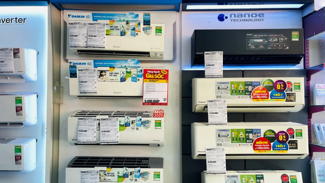 Nóng sớm, thị trường điện máy 'tăng nhiệt' đón hè