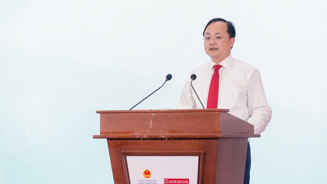 Agribank đồng hành cùng tỉnh Thanh Hoá triển khai mô hình Kiosk hành chính công thông minh