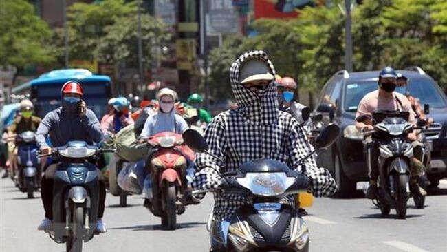 Dự báo thời tiết ngày 2/4: Bắc Bộ nắng nhẹ, Nam Bộ nắng nóng gay gắt