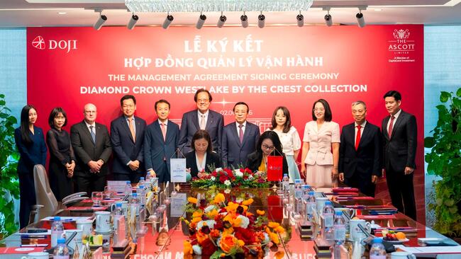 Tập đoàn DOJI tiên phong đưa thương hiệu The Crest Collection đến Việt Nam