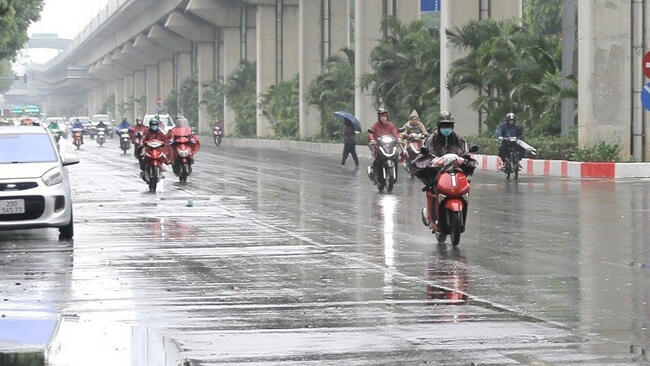 Dự báo thời tiết ngày 9/6: Bắc Bộ mưa to, Nam Bộ nắng nóng