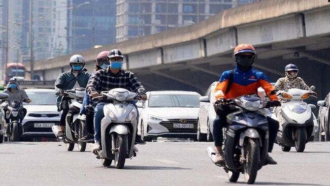 Dự báo thời tiết ngày 19/6: Bắc Bộ nắng nóng, Nam Bộ mưa dông về chiều tối