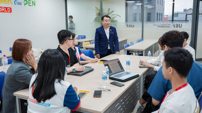 Ra mắt mô hình sinh viên khởi nghiệp gắn kết cùng doanh nghiệp