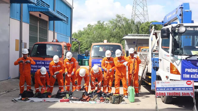 EVNHCMC diễn tập ứng phó thiên tai, bảo đảm cấp điện an toàn liên tục