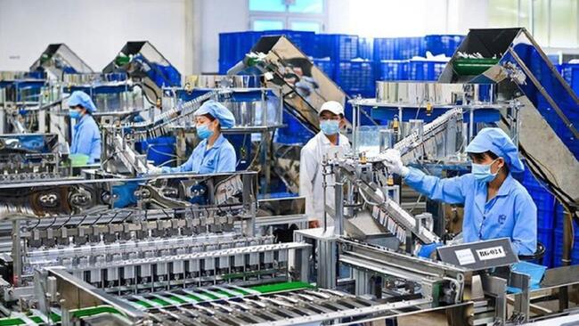 Sản xuất công nghiệp TP.HCM tăng 10,7%, chế biến chế tạo giữ vai trò đầu tàu