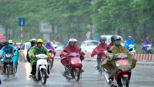 Dự báo thời tiết ngày 5/8: Bắc Bộ mưa to, Nam Bộ mưa dông về chiều tối
