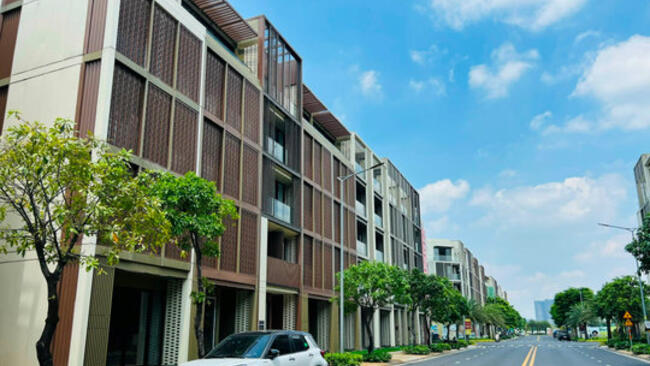 Bí quyết "phòng thủ" dòng tiền của nhà đầu tư thời khó