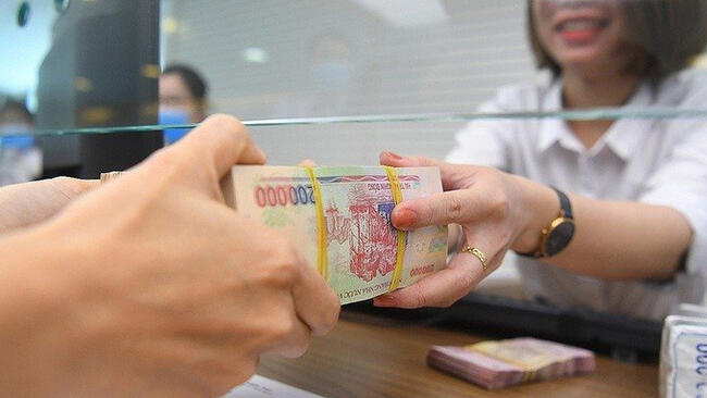 Giải mã bài toán thu hẹp khoảng cách huy động và tín dụng