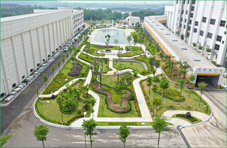 Hồ Điều hoà và cảnh quan nhà máy