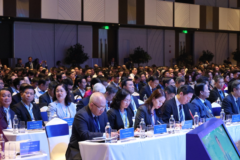 Thứ trưởng Bộ Công Thương PhanThị Thắng tham dự diễn đàn. Ảnh: Hoàng Chiến.