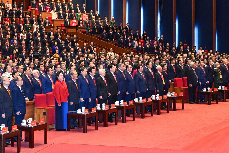 Các đồng chí Lãnh đạo, nguyên Lãnh đạo Đảng và Nhà nước dự khai mạc Đại hội XIV của Đảng.