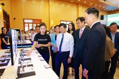 <a href="/tin-doanh-nghiep" title="Tin doanh nghiệp" rel="dofollow">Tin doanh nghiệp</a>
