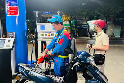 <a href="/thong-tin-thi-truong" title="Thông tin thị trường" rel="dofollow">Thông tin thị trường</a>