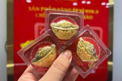 <a href="/vang-tien-te" title="Vàng - Tiền tệ" rel="dofollow">Vàng tiền tệ</a>