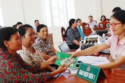 <a href="/tin-doanh-nghiep" title="Tin doanh nghiệp" rel="dofollow">Tin doanh nghiệp</a>