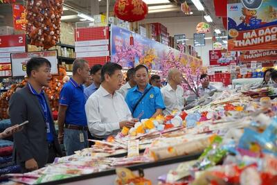 <a href="/thong-tin-thi-truong" title="Thông tin thị trường" rel="dofollow">Thông tin thị trường</a>