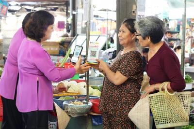 <a href="/kinh-doanh-online" title="Kinh doanh online" rel="dofollow">Kinh doanh online</a>