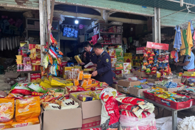 <a href="/thong-tin-thi-truong" title="Thông tin thị trường" rel="dofollow">Thông tin thị trường</a>