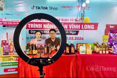 <a href="/kinh-doanh-online" title="Kinh doanh online" rel="dofollow">Kinh doanh online</a>