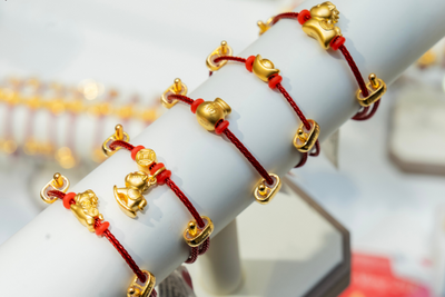 <a href="/vang-tien-te" title="Vàng - Tiền tệ" rel="dofollow">Vàng tiền tệ</a>