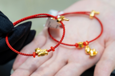 <a href="/vang-tien-te" title="Vàng - Tiền tệ" rel="dofollow">Vàng tiền tệ</a>