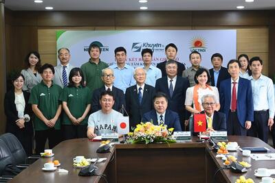 <a href="/tin-doanh-nghiep" title="Tin doanh nghiệp" rel="dofollow">Tin doanh nghiệp</a>