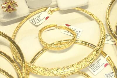 <a href="/vang-tien-te" title="Vàng - Tiền tệ" rel="dofollow">Vàng tiền tệ</a>