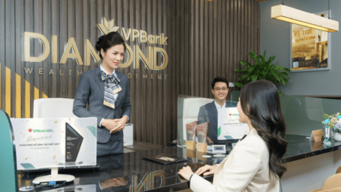 VPBank và AIA Việt Nam tăng hợp tác Bancassurance lên 19 năm
