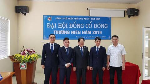 Giá cổ phiếu DGC vượt 200.000 đồng/cp, tổng tài sản hai cha con Chủ tịch Đức Giang tăng hơn 16 lần chỉ trong 2 năm