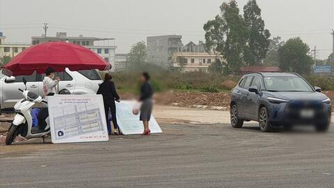 Đánh thuế đất bỏ hoang, chặn tình trạng phát hành trái phiếu lấy tiền gom đất