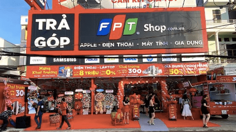 FPT Shop sẽ bán thêm xe máy, xe đạp, phụ tùng, bảo dưỡng và sửa chữa mô tô bên cạnh đồng hồ, đồ gia dụng...