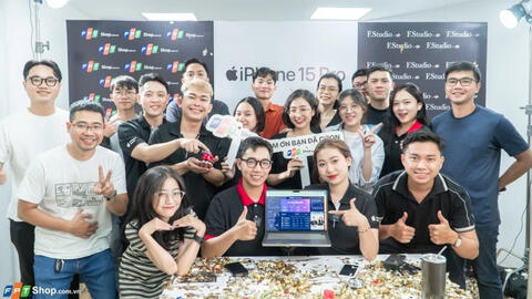 PewPew được 2.000 thương hiệu xếp hàng chờ, "chiến thần" Diệp Lê khoe thu về 13 tỷ đồng chỉ sau một phiên livestream, TikTok Shop đã làm gì khiến dân mạng đảo điên mua sắm đến vậy?