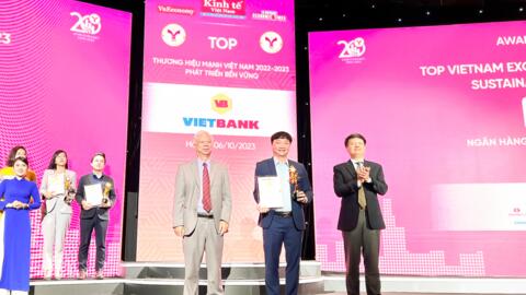 Vietbank nhận giải thưởng “Thương hiệu mạnh - phát triển bền vững 2023”