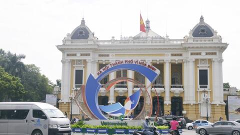 Bắc Bộ và Trung Bộ ngày nắng, chiều tối mưa dông