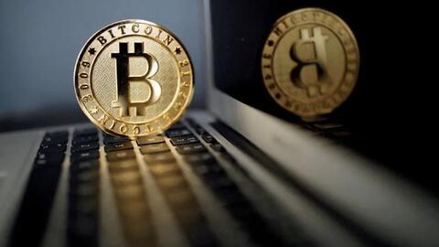 Bitcoin lần đầu vượt mức 45.000 USD sau gần 3 năm