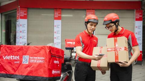 Công ty giao vận ‘nhà người ta’: Cận Tết xử lý tới 2 triệu đơn/ngày, tăng luôn thu nhập cho shipper tới 60%