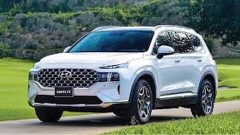 Giá xe Hyundai SantaFe biến động mạnh, giảm kỷ lục 100 triệu đồng