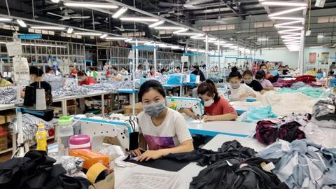 Doanh nghiệp tại Việt Nam ‘khát’ công nhân và nhân sự bán hàng, 2 tập đoàn nhân sự bắt tay cùng ‘săn’ lao động phổ thông