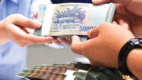 Gửi tiết kiệm 12 tháng tại ngân hàng: Nơi trả lãi cao nhất là 9,5%/năm, thấp nhất 3,7%/năm
