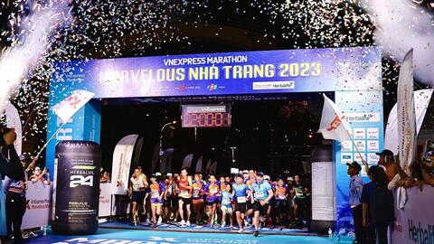 Cùng chạy với Herbalife tại VnExpress Marathon Nha Trang 2024