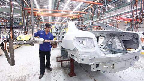 Nhà máy Mercedes - Benz vừa được TP HCM kiến nghị Thủ tướng gia hạn cho thuê đất: DN này làm ăn ra sao?