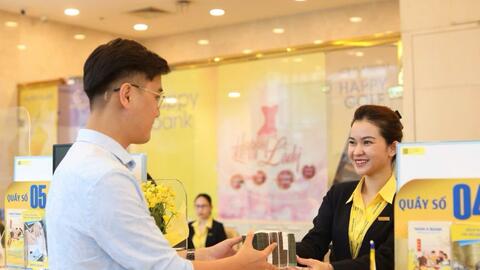 Ngân hàng giảm lãi suất, đồng hành cùng bà con vùng bão lũ